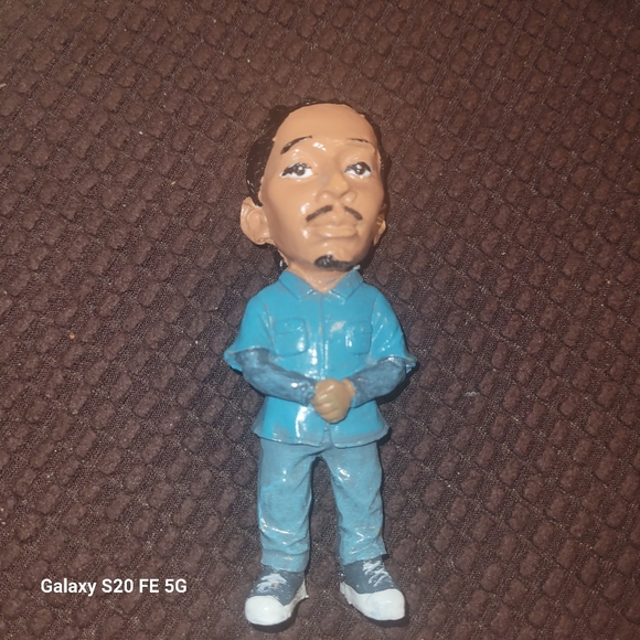 New Ceramic Hip Hop Legend Replica's...Luda...Snoop...Pac...BIG. - Picture 4 of 9